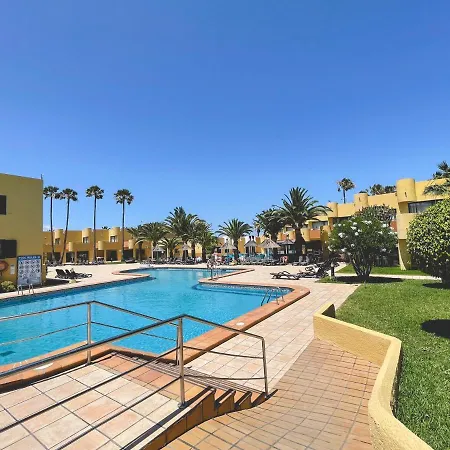 Seaside : A Cozy In A Peaceful Well Located Complex Corralejo