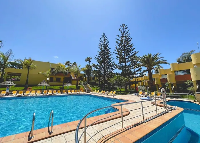 Seaside : A Cozy In A Peaceful Well Located Complex * Κοραλέχο